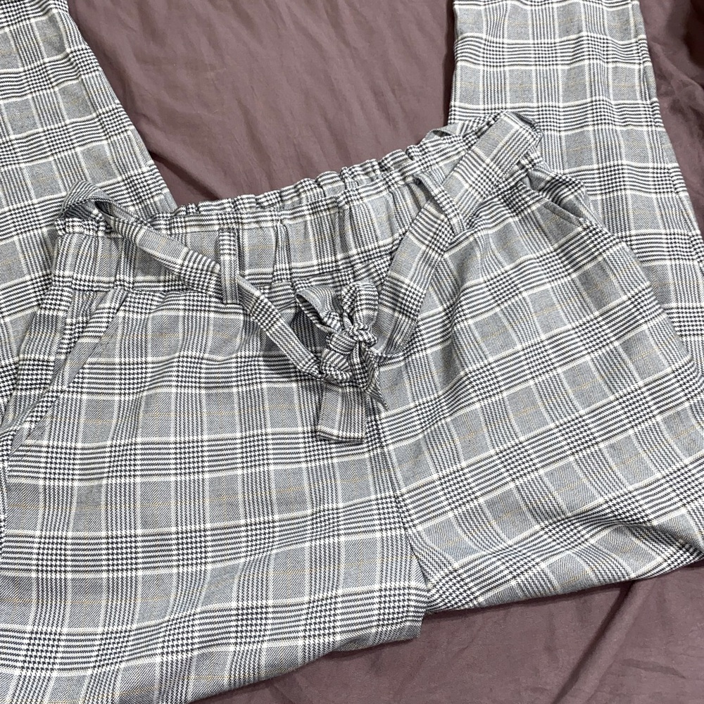 SO Plaid Pants - Grey